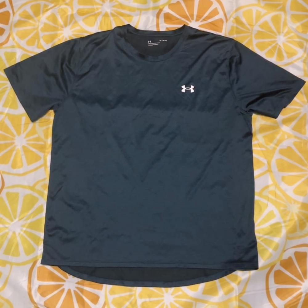 Under Armour Athletic Shirt - Green - Size XL